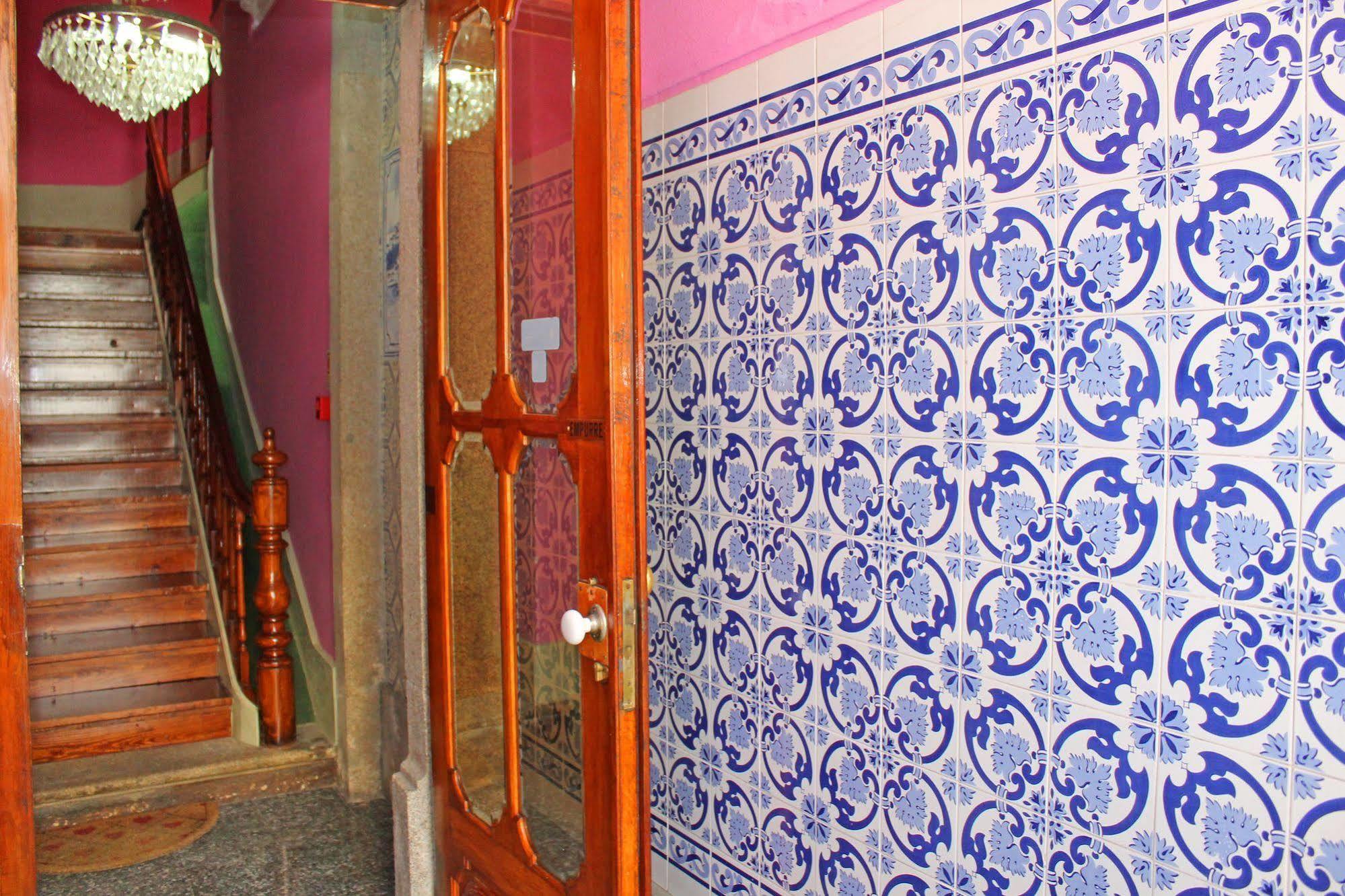 Lunar Guest House Porto Exterior photo